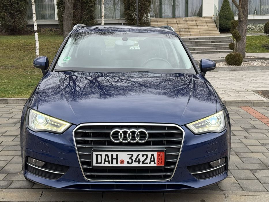 Audi a3/2014/S-tronic/Navigatie/euro5/Led/bi-xenon/2.0 TDI/150 CP/