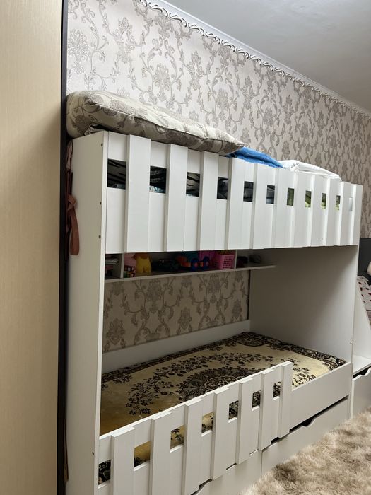Двухъярусная кровать для детей