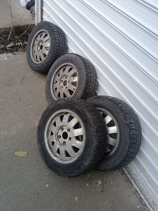 Продават се  5х112