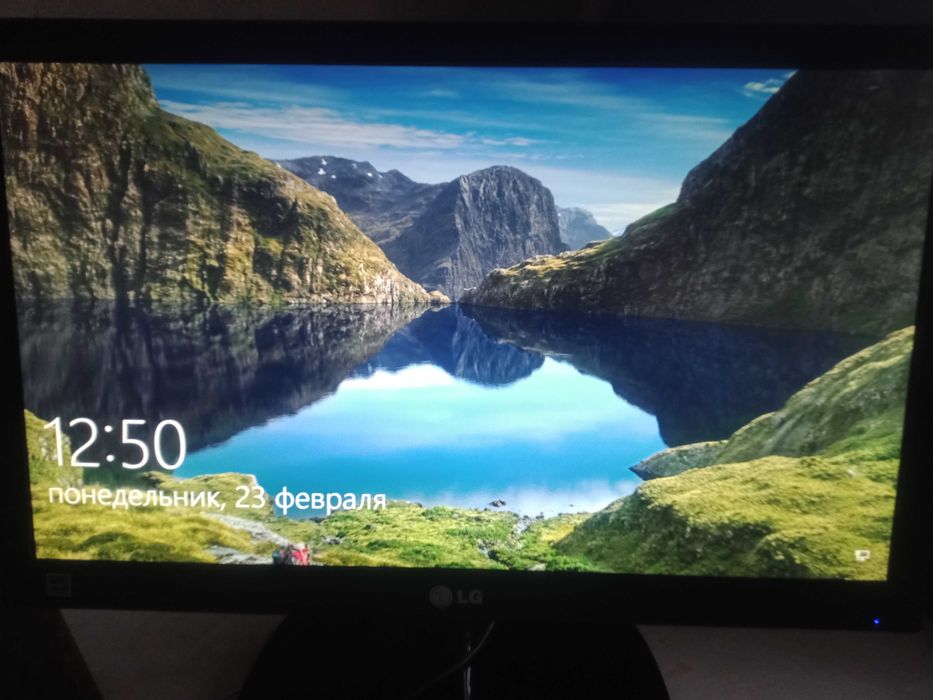 Монитор LG Flatron E2051S