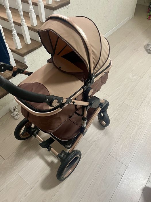 Детская коляска для прогулок