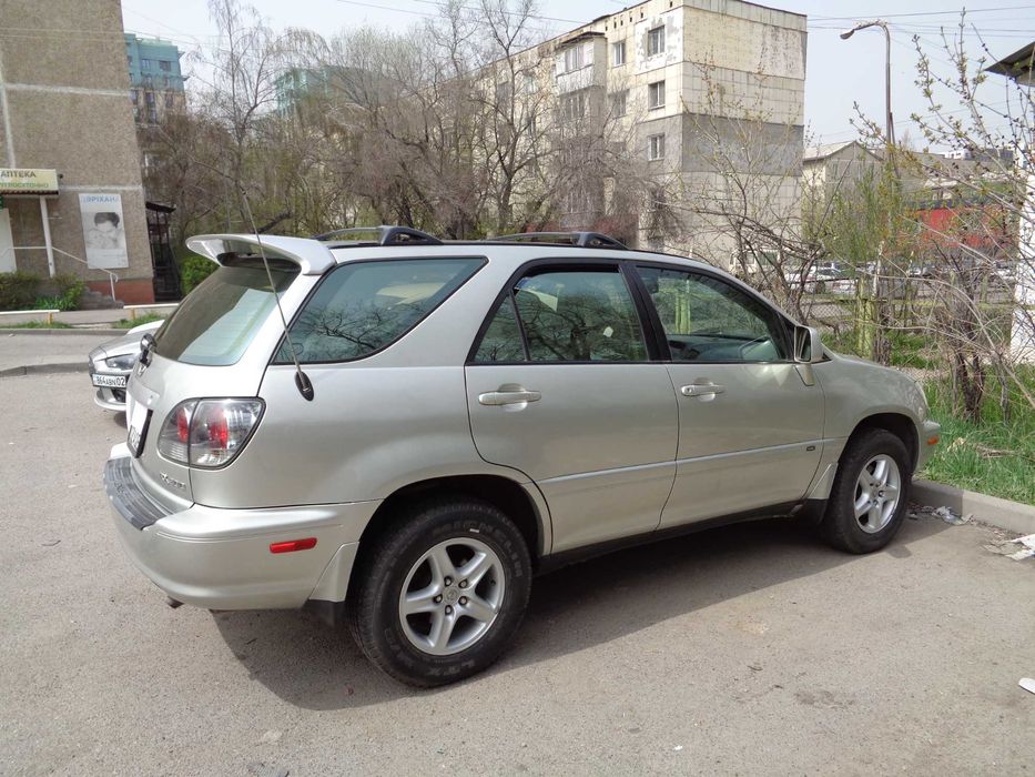 Продам LEXUS RX 300