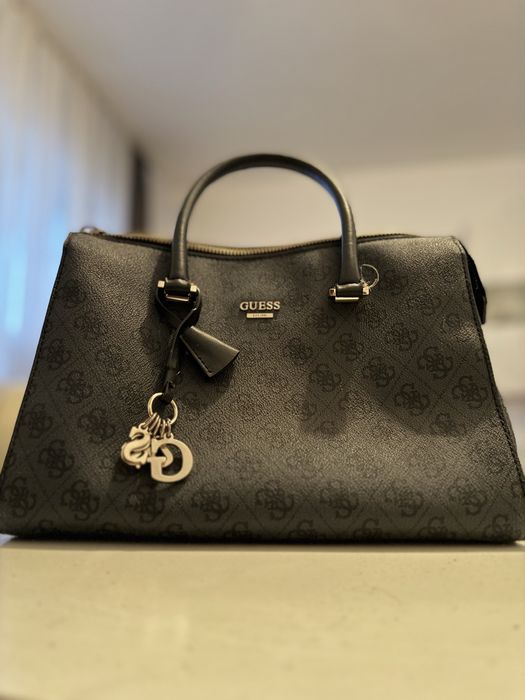 Geanta Guess neagra originala