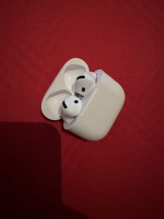 Casti Apple Airpods 4 ANC