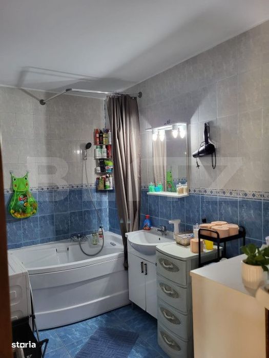 Apartament 2 camere, etaj 1/4, cu parcare inclusa, zona Tineretului