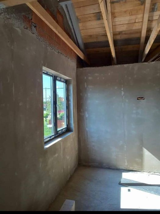 Tencuiala mecanizata