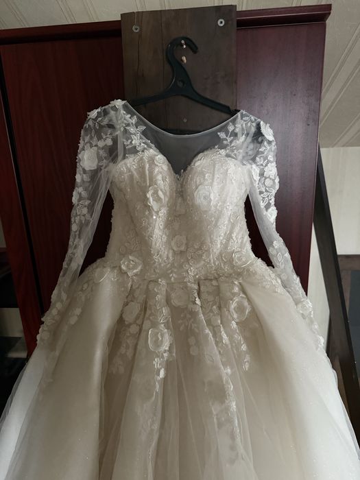 Платье свадебное