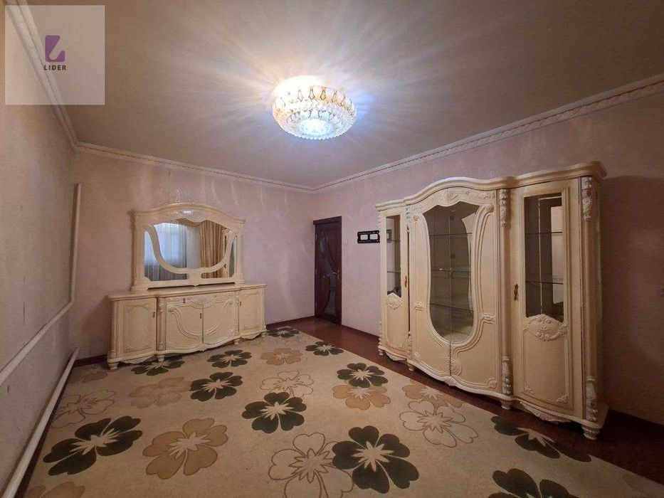 3х ком. переделанная в 4х ком. 90кв/м с удобствами, Согдиана