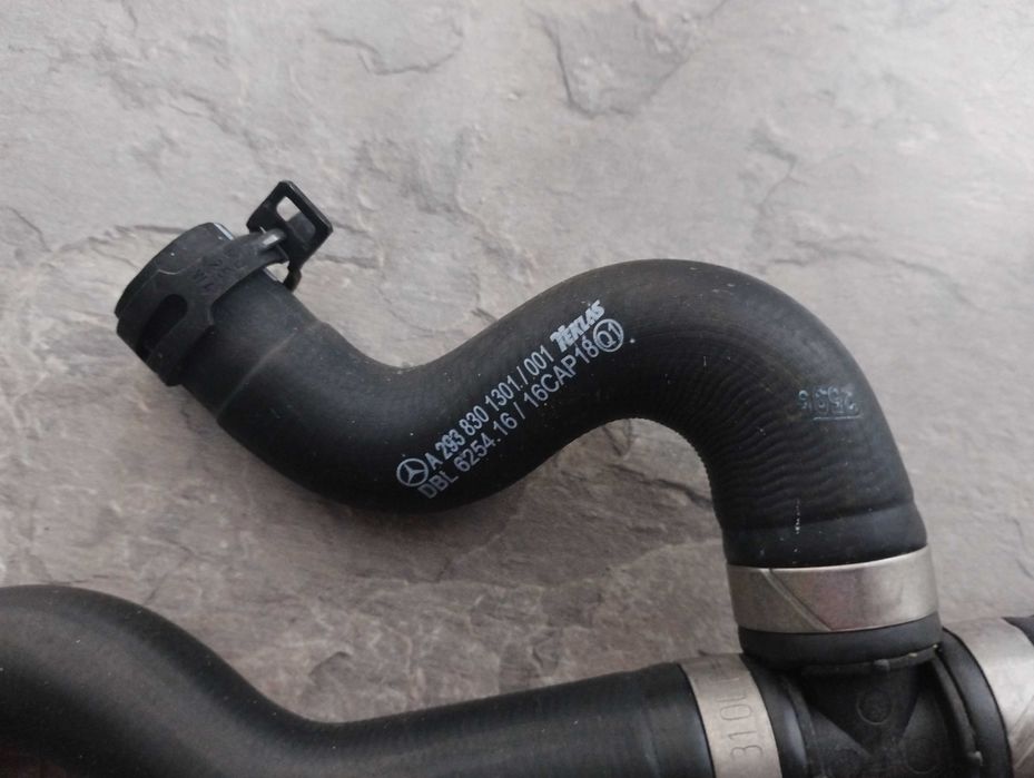 MERCEDES-BENZ EQC Тръба/Маркуч за охлаждаща течност на двигателя