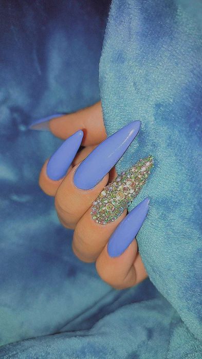 Unghii cu gel, ojă semi