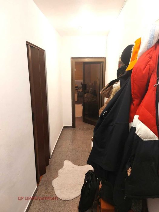 Продава се Двустаен апартамент в София, Света Троица - 45 кв.м за 2556 €/кв.м - Снимка #12