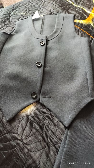 Продам детский мальчиковый тройка