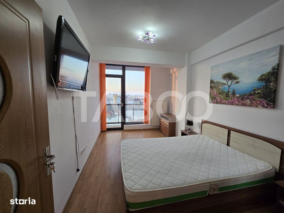 Penthouse 3 camere de inchiriat 70 mpu terasa 58 mp zona Doamna Stanca