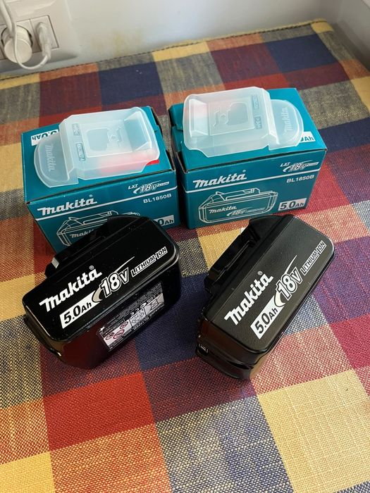 Set acumulatori baterii Makita 18V 5Ah noi originale și alte scule cheie cu clichet Makita dwr180