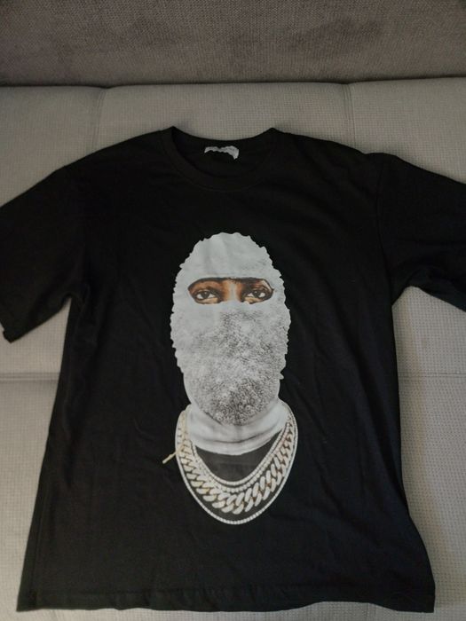 Vand tricou IN NOM UH NIT