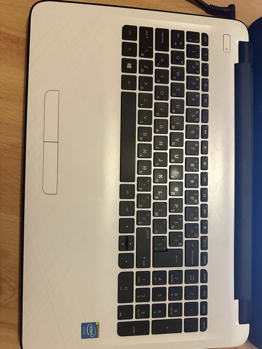 Лаптоп hp intel 3050