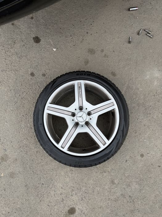 Продам резину с дисками 235/45/18