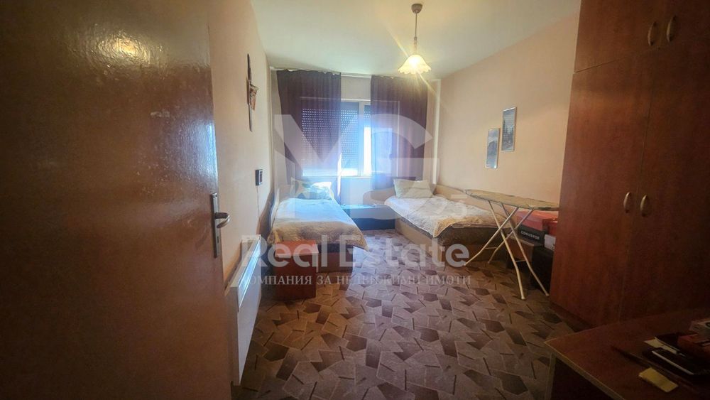 Продава се Тристаен апартамент в Пловдив, Каменица 1 - 112 кв.м за 1156 €/кв.м - Снимка #4