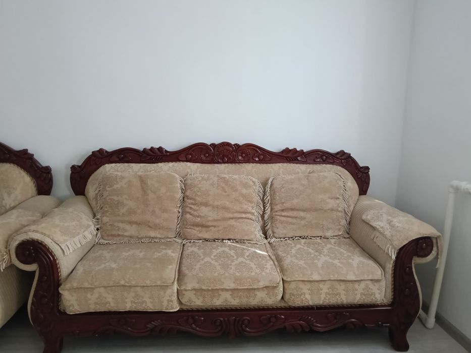 Продам диван мягкий