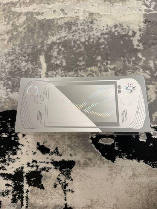 Consola portabila Asus  Rog Ally