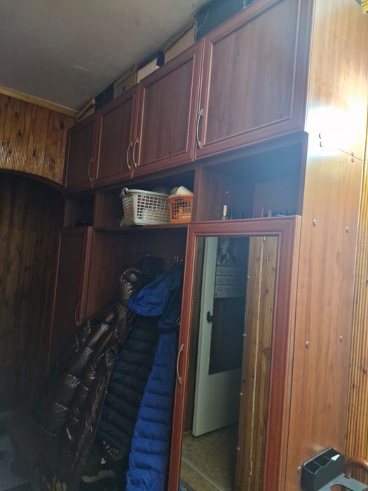 Бесплатно отдам прихожку