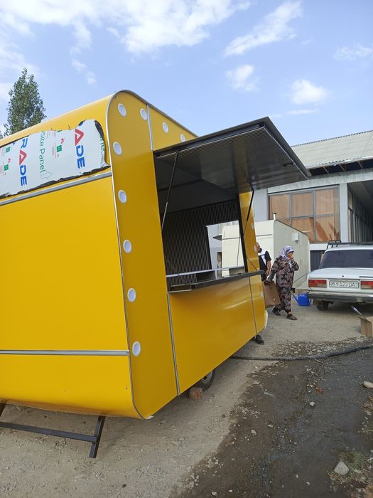 Food trukc koʻchma doʻkonlar xizmati