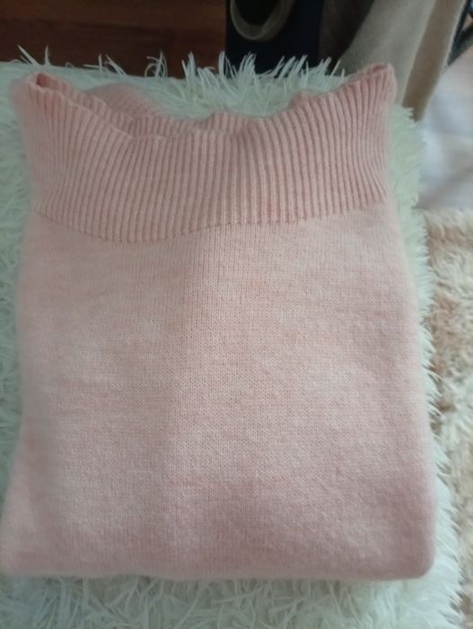 Pulover tricotat pentru femei