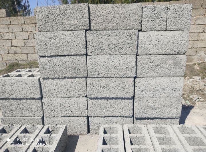 Eng arzon bizarda shlaka blok razmer 36.×16.
