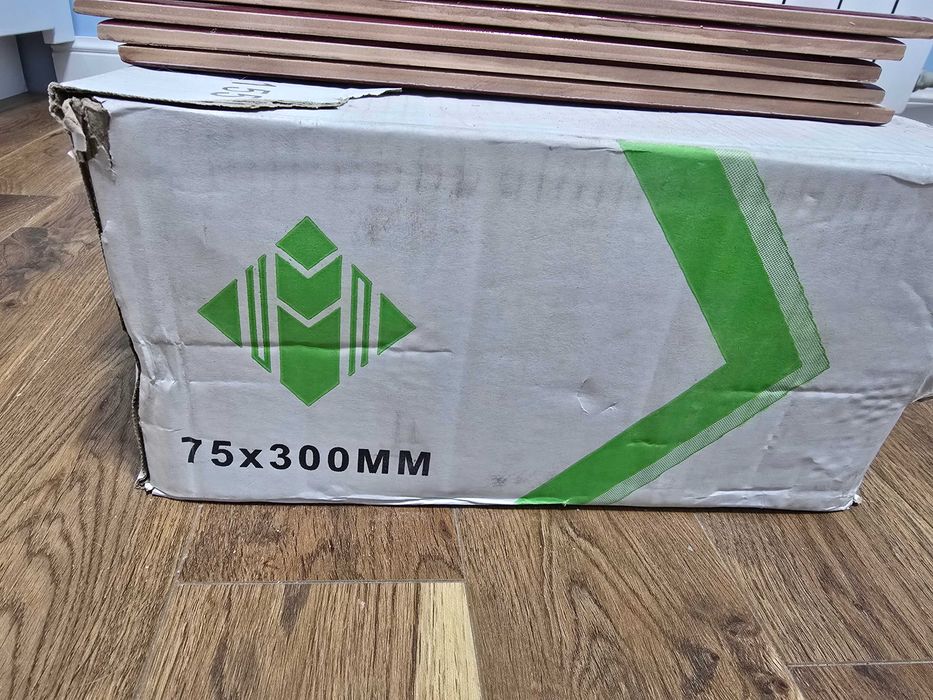 Керамическая плитка M75317H wine red glossy