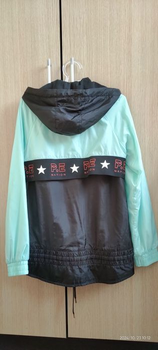 Страхотно яке тип ветровка H&M