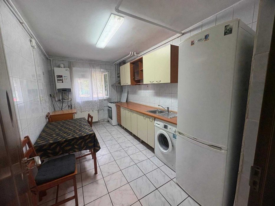 Apartament 2 camere de inchiriat - Metrou Aparatorii Patriei