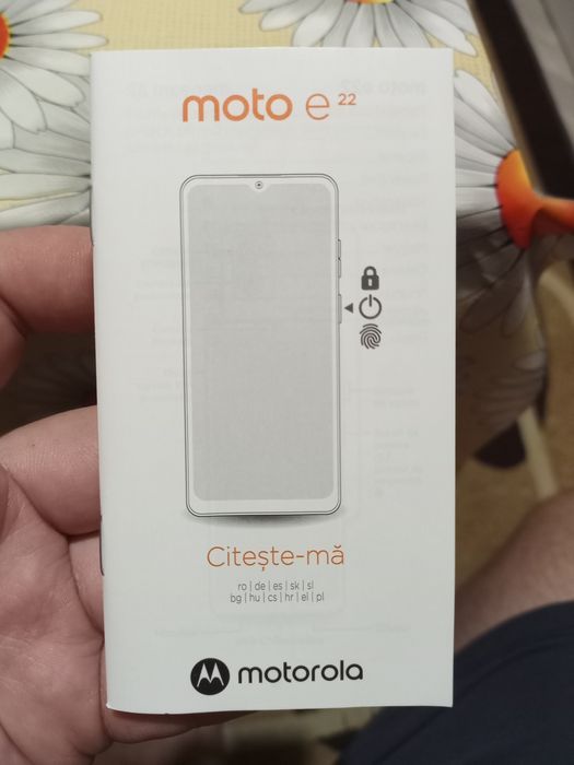 Смартфон Motorola E 22 в перфектно състояние