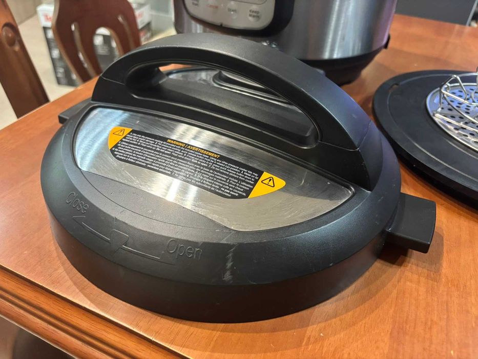 Комбиниран Multicooker Instant Pot Duo Crisp + Air Fryer 8L