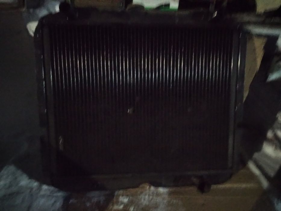 Продам радиатор основной на УРАЛ4320,