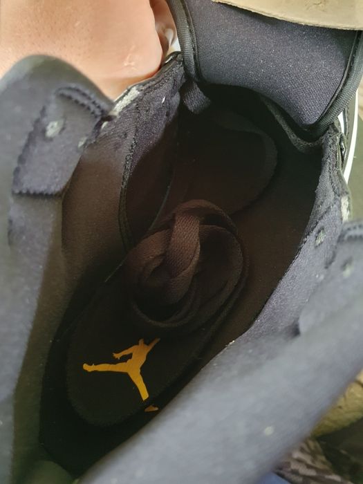 Nike Air Jordan 1 MID Pollen