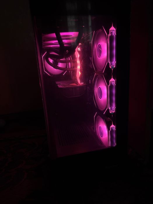 Igravoy kompyuter. Ryzen 5 9600X. RTX 5060 Ti 16 GB