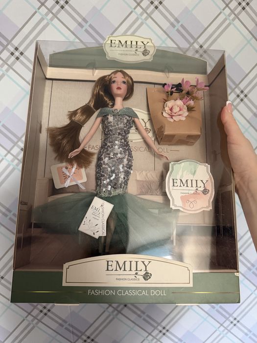 Куклы barbie.