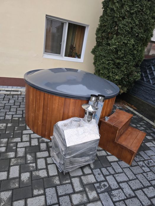 Ciubar 2m aeromasaj ( piscina ) Jacuzzi Hidromasaj Mini piscina