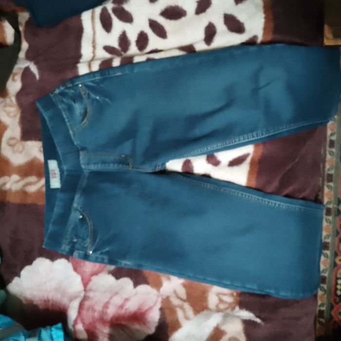 Отдам женские вещи