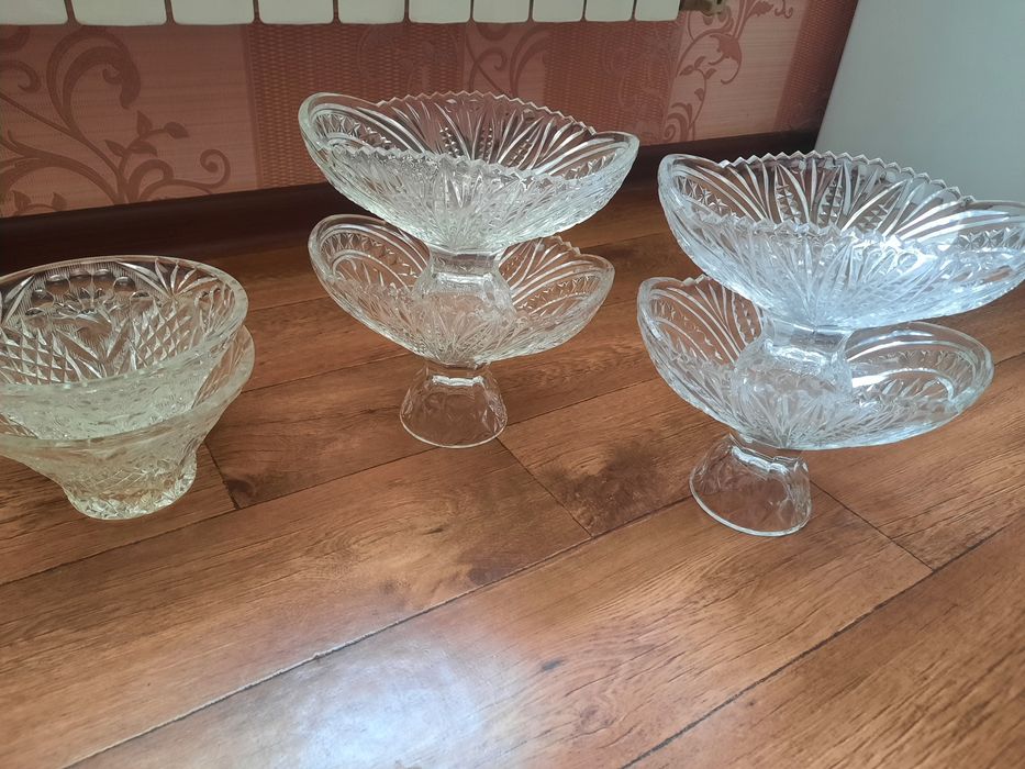 Вазы хрусталь 6 шт