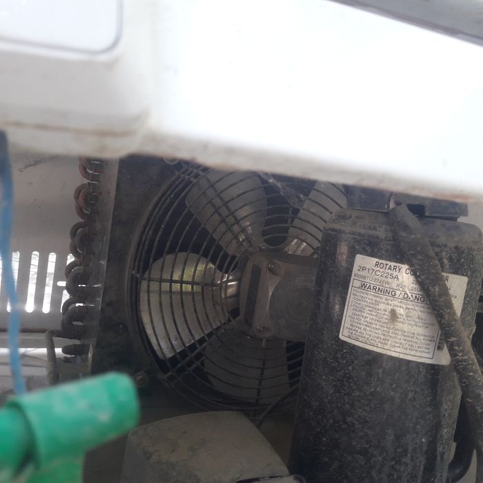 Холоделник  Витрина