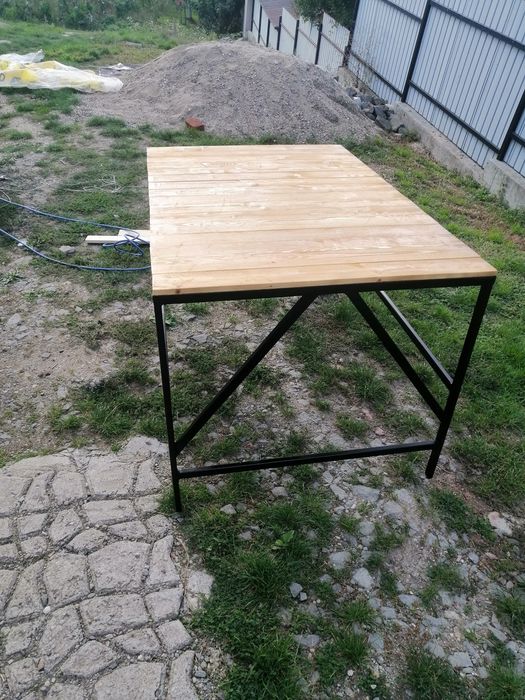 Masa 150 x 100 structura metalica