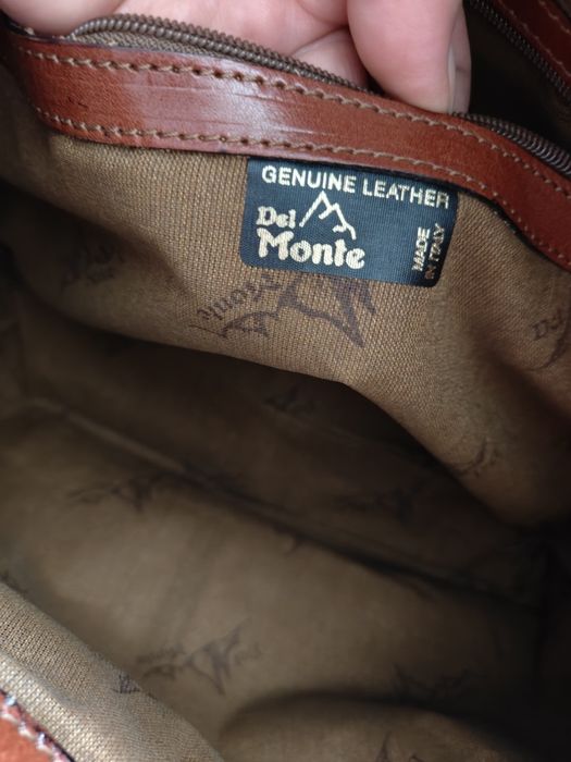 Geanta din piele naturala,de mână, model unic.