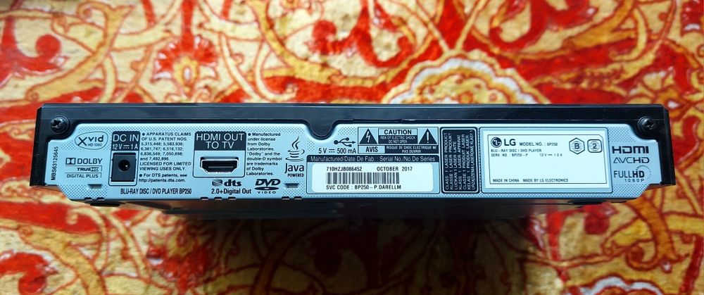 Продам сд/двд проигрыватель LG bp 250