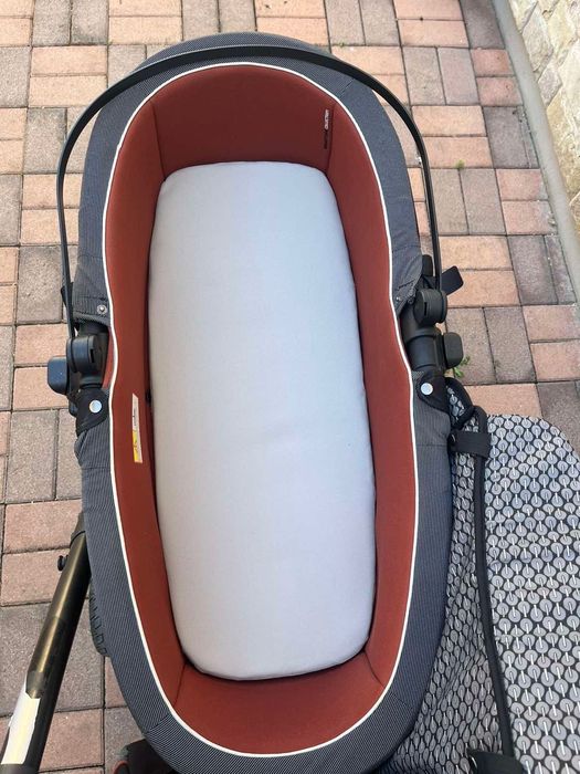 Бебешка количка Jane Epic 2in1