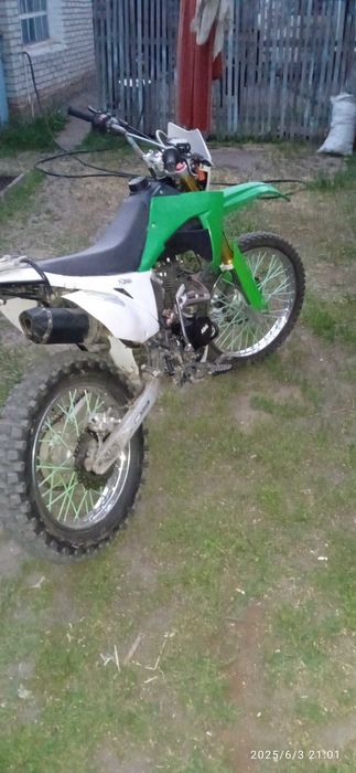 Мотоцикл эндуро кросс