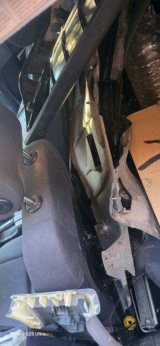 Ауди А4 б6 2.0 FSI На части