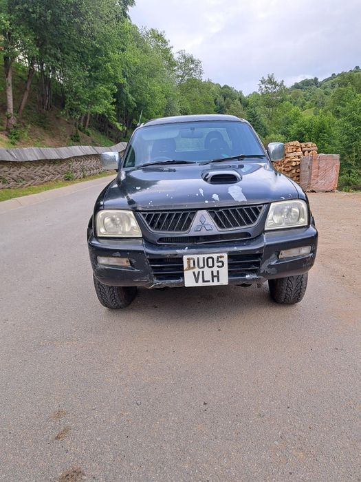 Mitsubishi L200 Volan dreapta