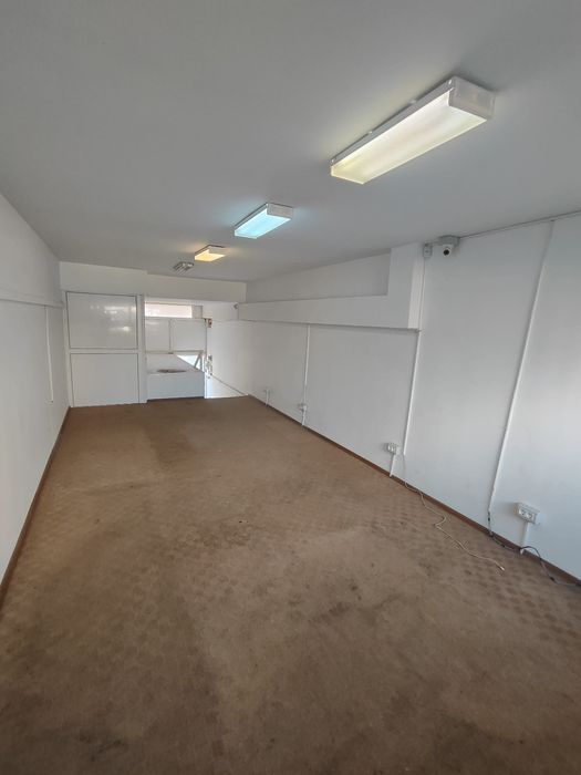 Închiriez spațiu ultra central Pitești