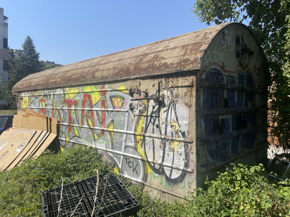 Преместваем гараж - железен